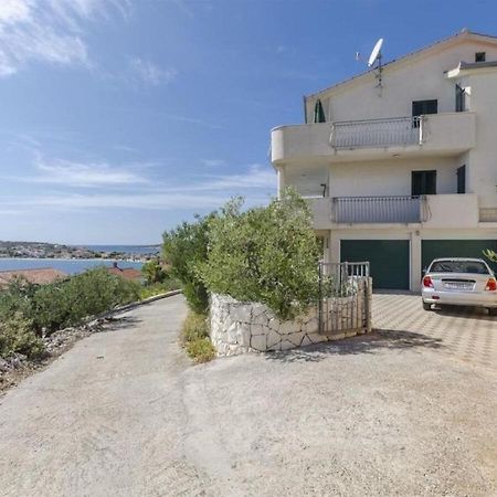 Apartments Mil - 80M From The Sea Sevid Exterior photo