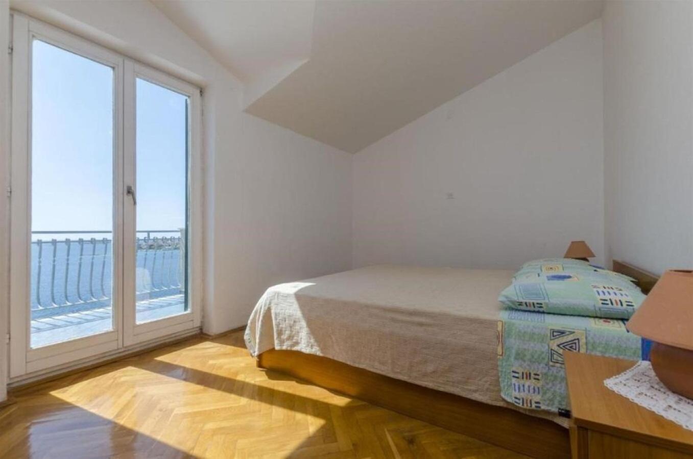 Apartments Mil - 80M From The Sea Sevid Exterior photo