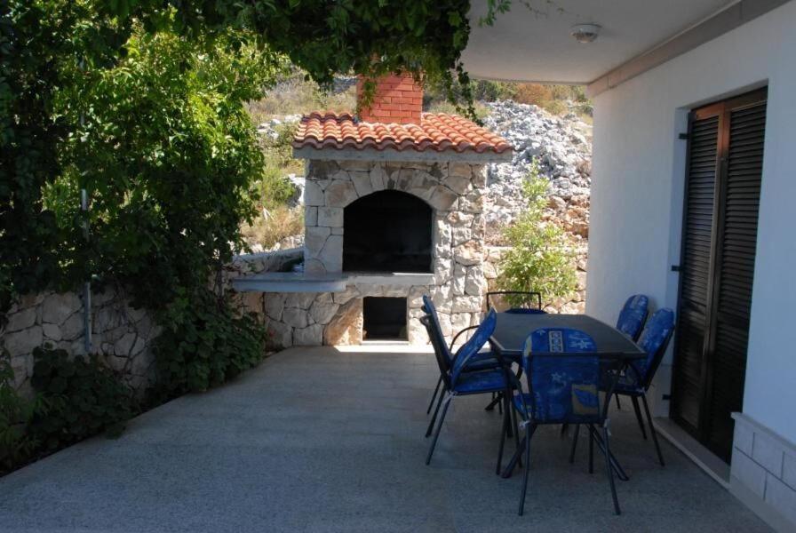 Apartments Mil - 80M From The Sea Sevid Exterior photo