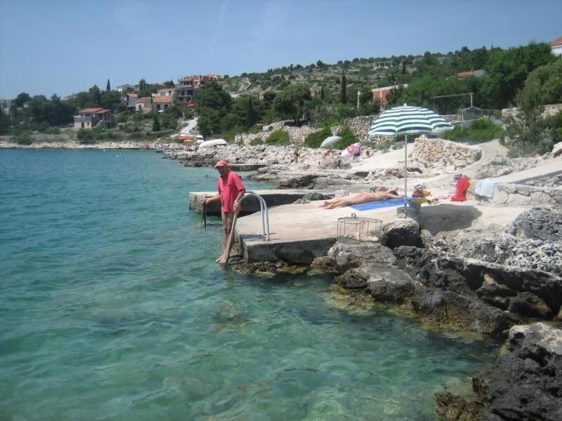 Apartments Mil - 80M From The Sea Sevid Exterior photo