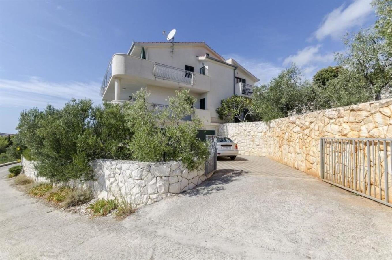 Apartments Mil - 80M From The Sea Sevid Exterior photo
